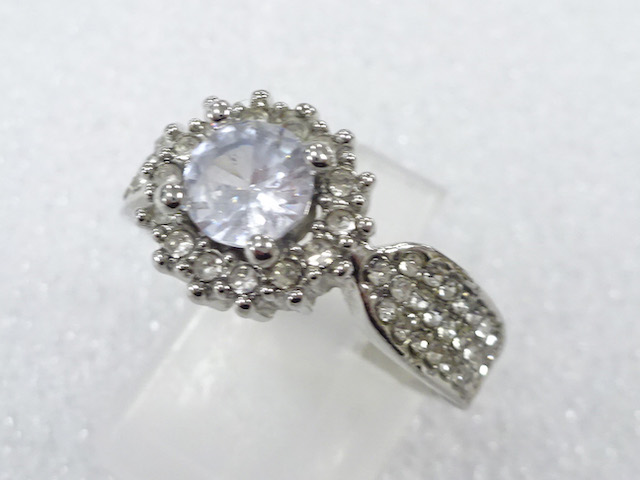 クリスタル　指輪(18号)